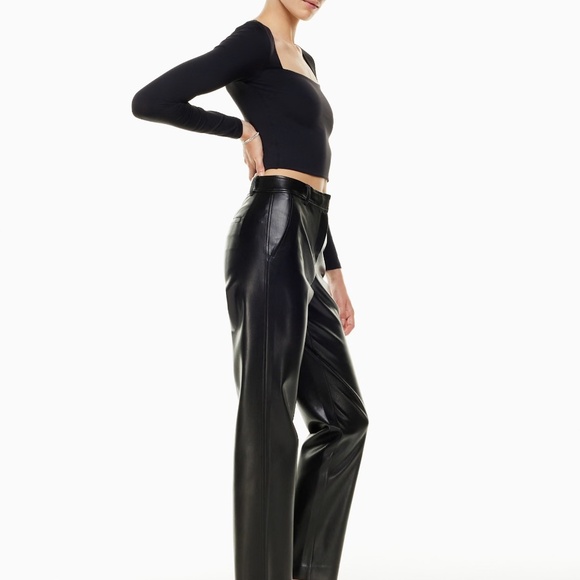 Aritzia Babaton Square Neck Sleek Contour Black Long Sleeve Crop Top XS - Picture 2 of 7